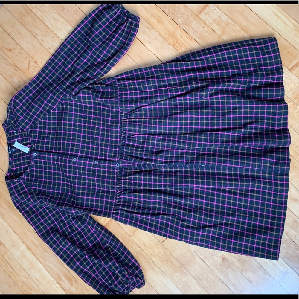Plaid flannel raglan shirt-dress by Madewell!
